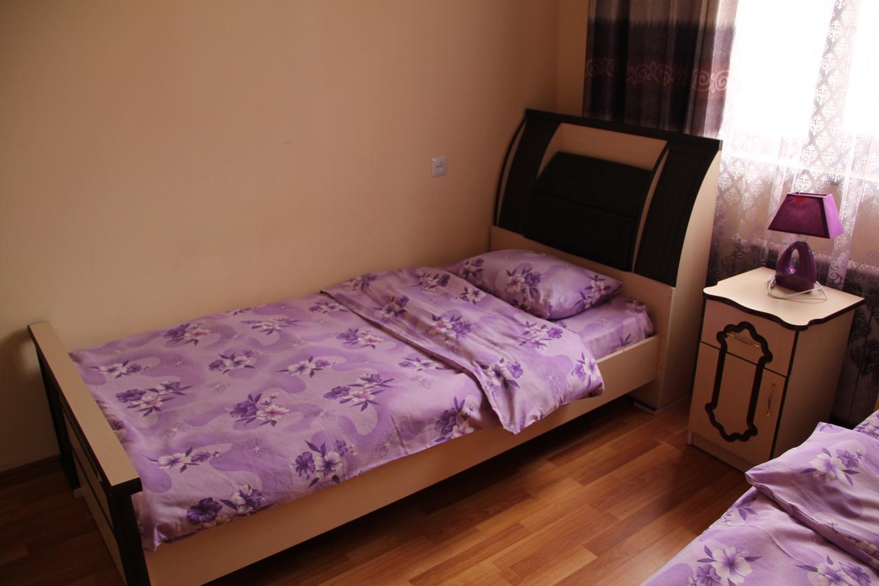 Arm Hostel Єреван Екстер'єр фото