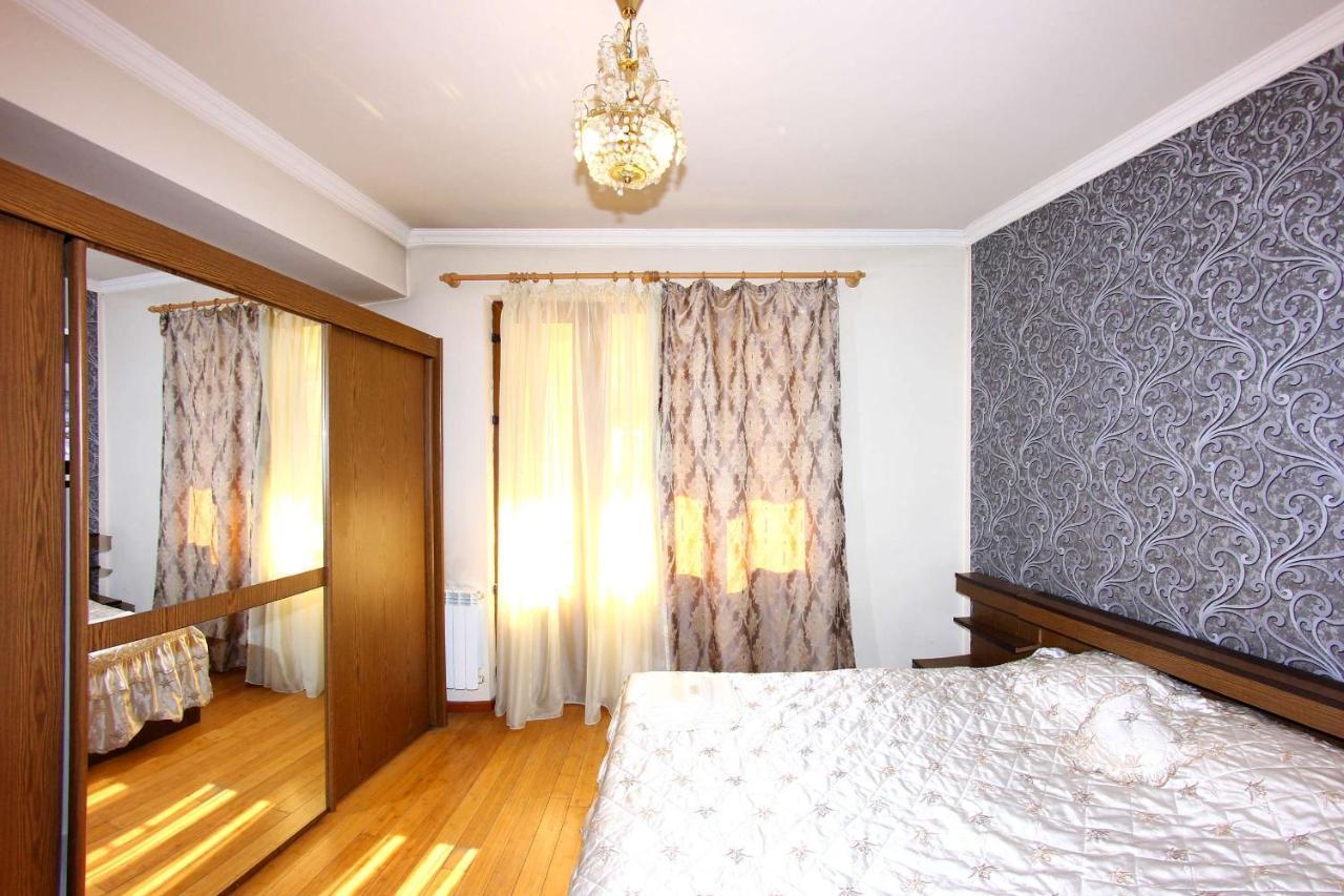 Arm Hostel Єреван Екстер'єр фото
